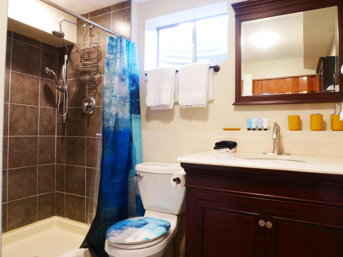 Апартаменты Private Basement, Bath, Living Area In Моррисон Экстерьер фото