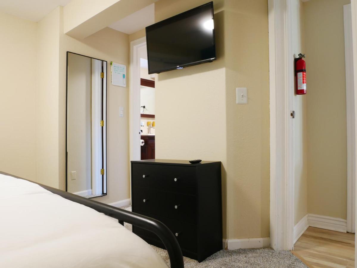 Апартаменты Private Basement, Bath, Living Area In Моррисон Экстерьер фото
